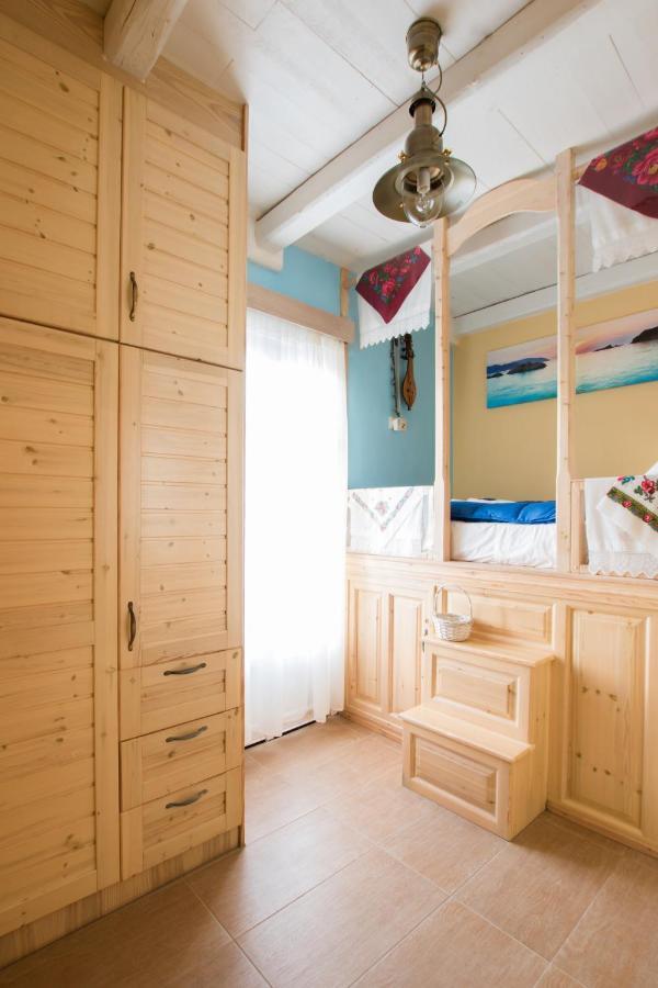 Captain Elias House Фойникион Экстерьер фото